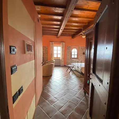 Bed & Breakfast Foresteria Ristorante Conti Roero Monticello d'Alba