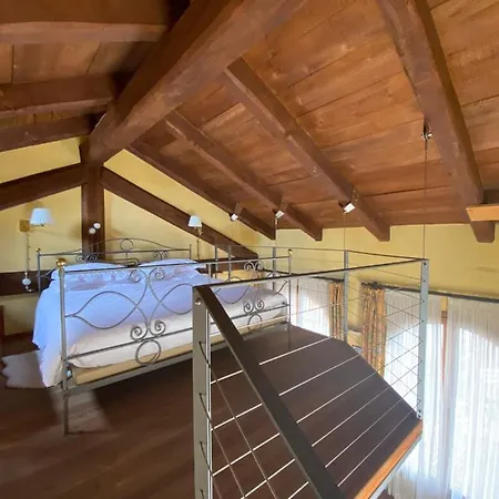 Foresteria Ristorante Conti Roero Bed & Breakfast 4*