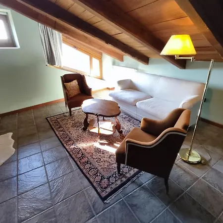 Foresteria Ristorante Conti Roero Bed & Breakfast