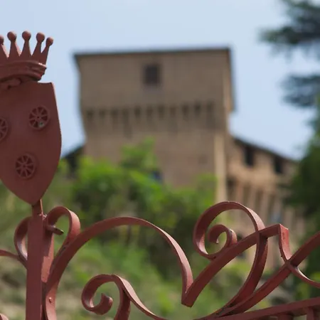 Foresteria Ristorante Conti Roero Bed & Breakfast 3*