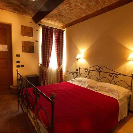 Foresteria Ristorante Conti Roero Bed & Breakfast