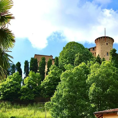 Bed & Breakfast Foresteria Ristorante Conti Roero 4*