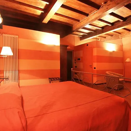 Foresteria Ristorante Conti Roero 4*