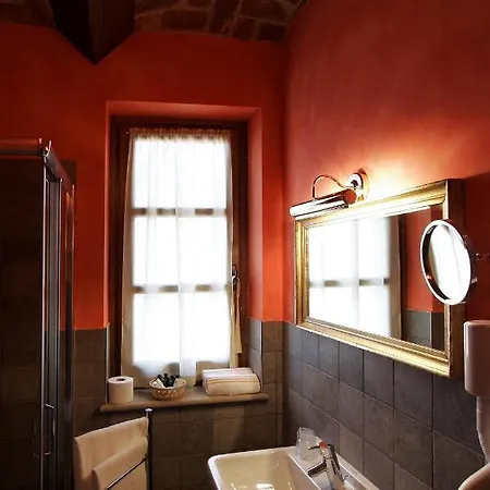 Foresteria Ristorante Conti Roero 4*