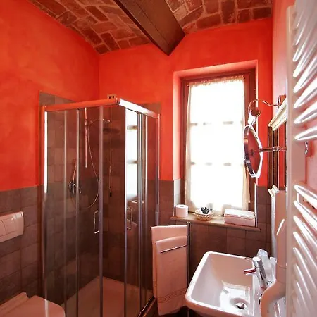 Bed & Breakfast Foresteria Ristorante Conti Roero 4*