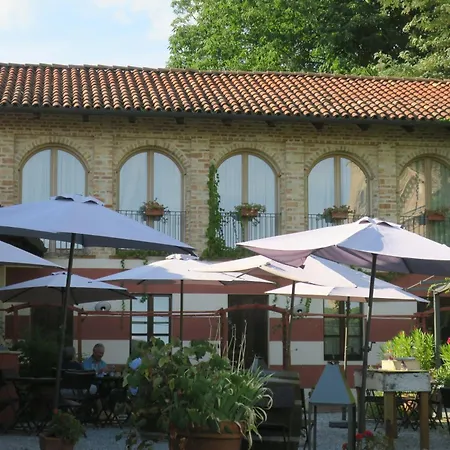 Bed & Breakfast Foresteria Ristorante Conti Roero Monticello d'Alba