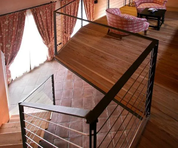 Foresteria Ristorante Conti Roero Bed and Breakfast Monticello d'Alba