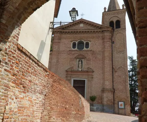 Foresteria Ristorante Conti Roero 4*
