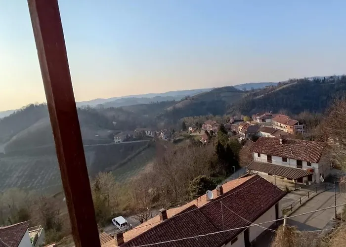 Foresteria Ristorante Conti Roero Bed and Breakfast