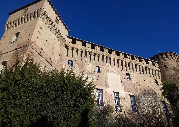 Bed and Breakfast Foresteria Ristorante Conti Roero